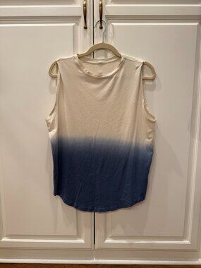 Ecru and blue Muscle Tank